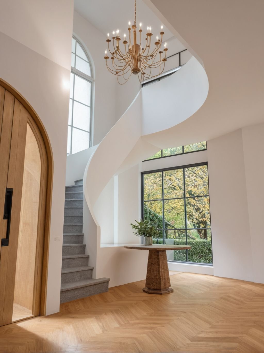 JOSEPH 186 INTERIOR - 2