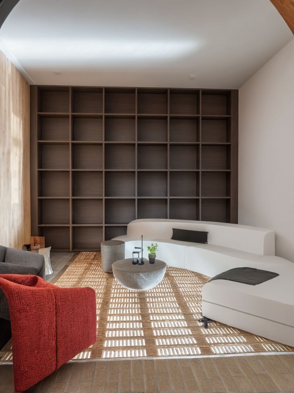 JOSEPH 186 INTERIOR - 5